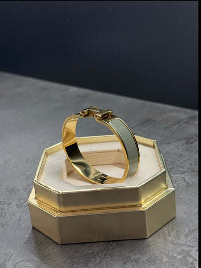 Bracciale H