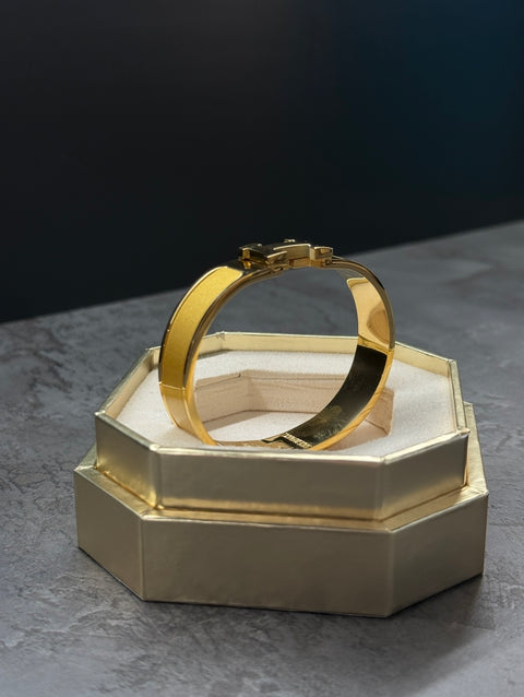 Bracciale H