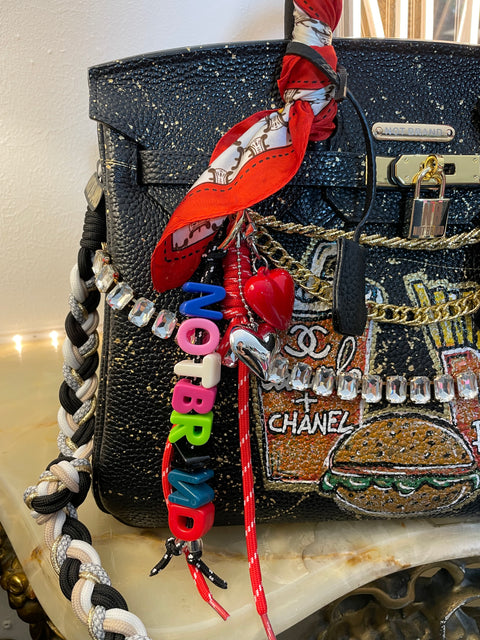 Mc Large Bag                                         Super accessoriata, con doppia lavorazione